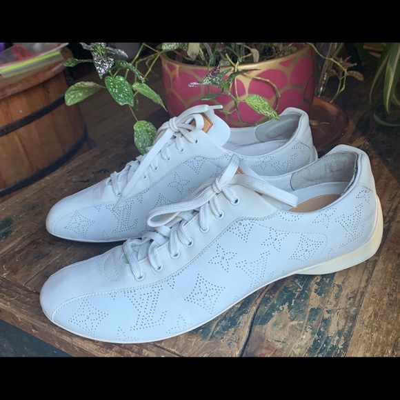Louis Vuitton LV Monogram White Leather Sneakers. Great condition! Size 39.5 - Picture 6 of 10